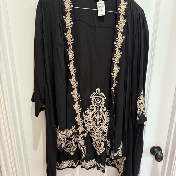 Sweaters - Black Kimono with Cream Embroidery